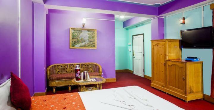 Golden Fish Hotel, Lachung Exterior photo
