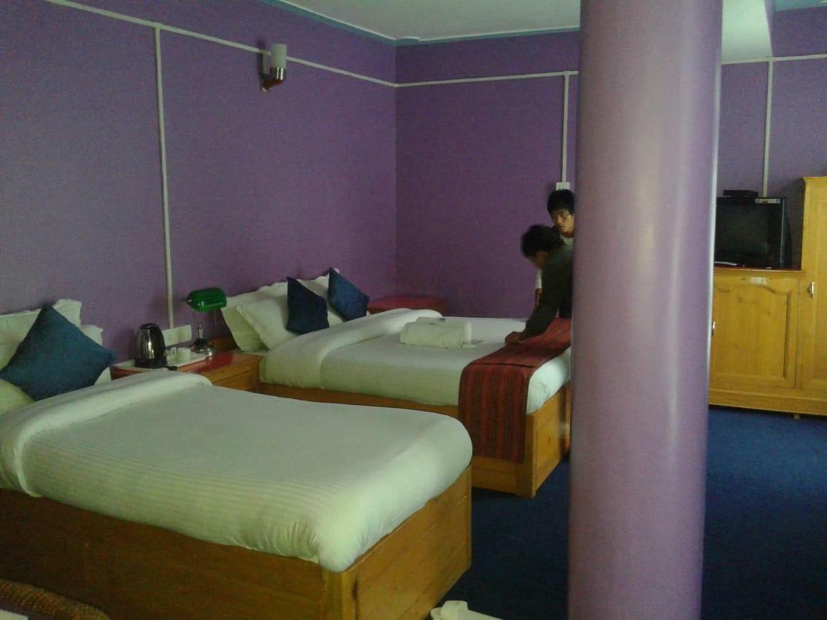 Golden Fish Hotel, Lachung Exterior photo